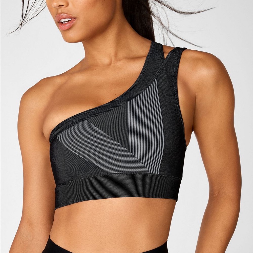 Fabletics sports bra